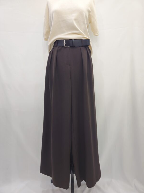 Pantalone palazzo con pinces e cintura