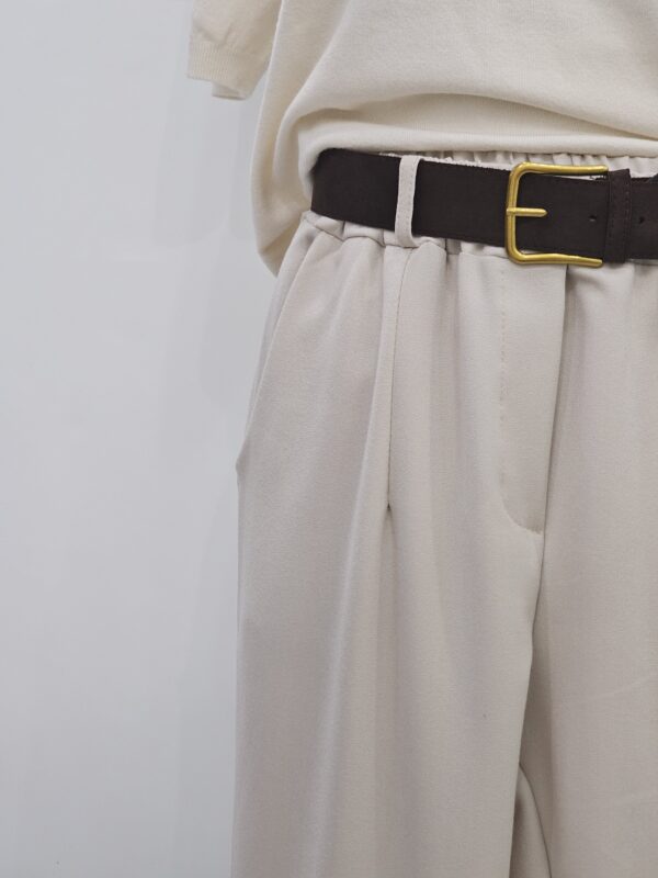 Pantalone con cintura ed elastico in vita