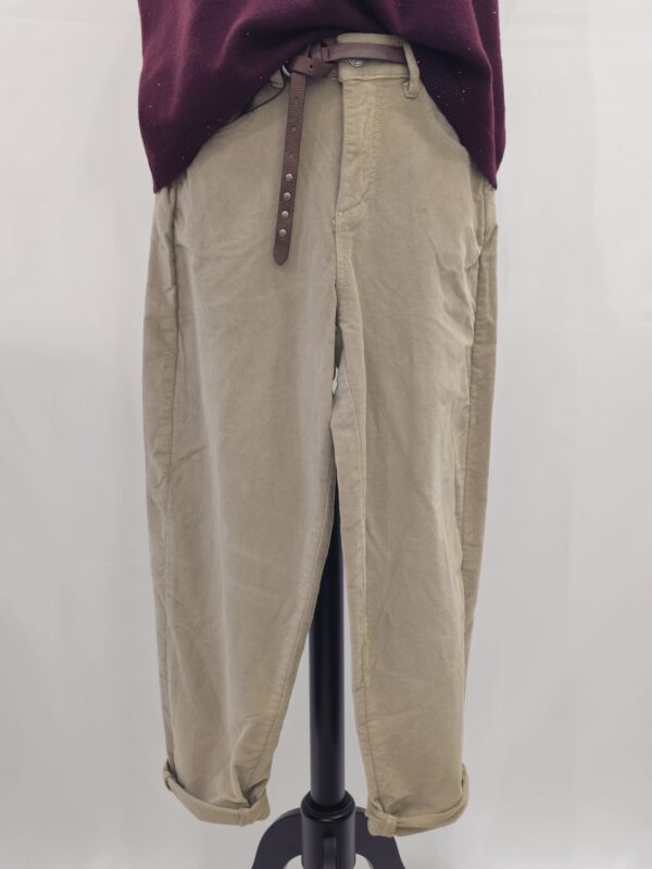 Pantalone baggy con cintura