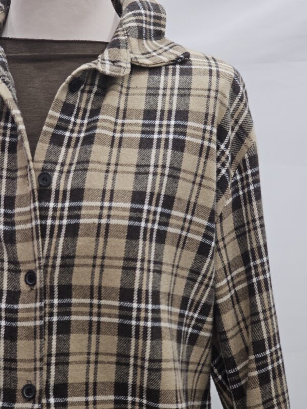 20251104_143920 (2) Camicione quadri